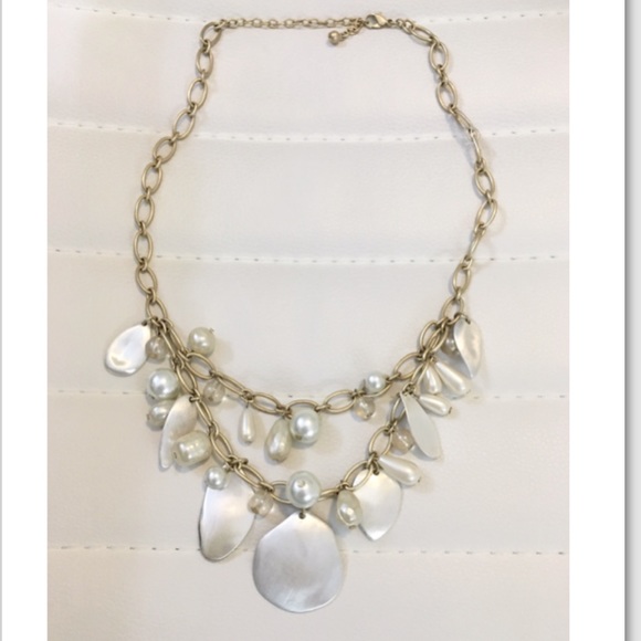 Two Strand Pearl & Pearlized Gold Chain Necklace - Picture 2 of 8